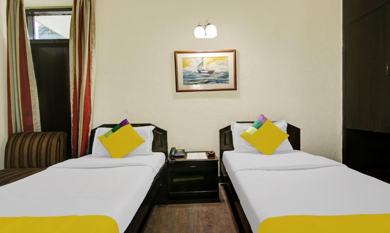 Itsy Hotels Arien International Нью-Дели Экстерьер фото