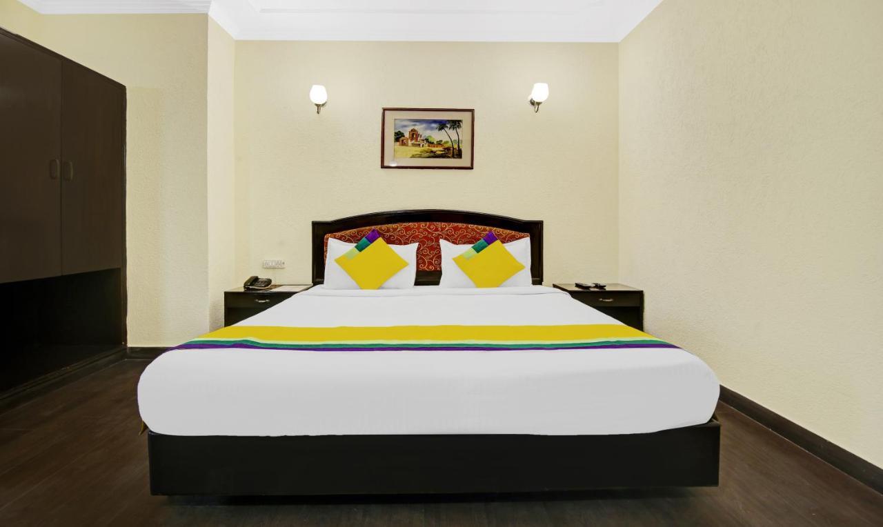 Itsy Hotels Arien International Нью-Дели Экстерьер фото