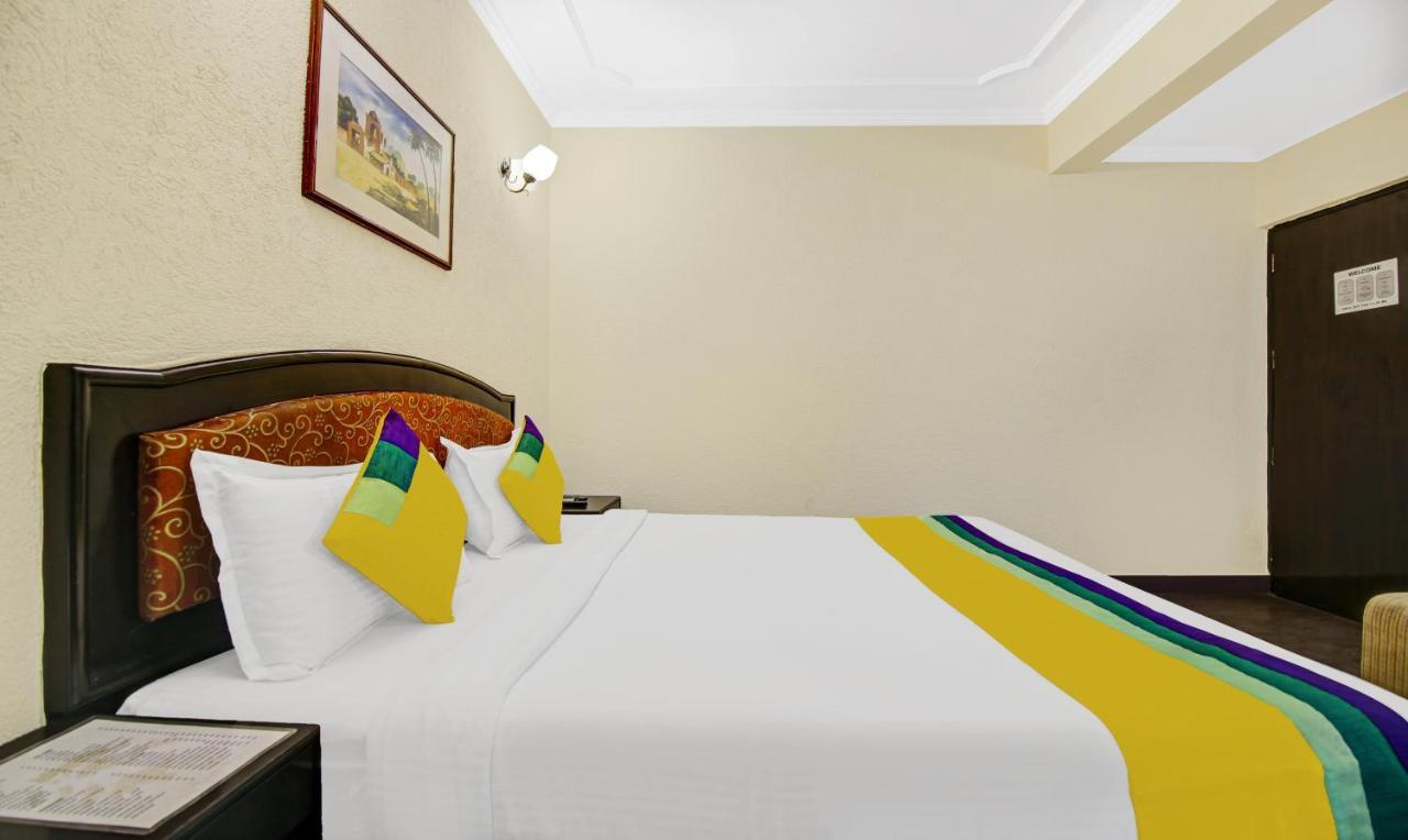 Itsy Hotels Arien International Нью-Дели Экстерьер фото