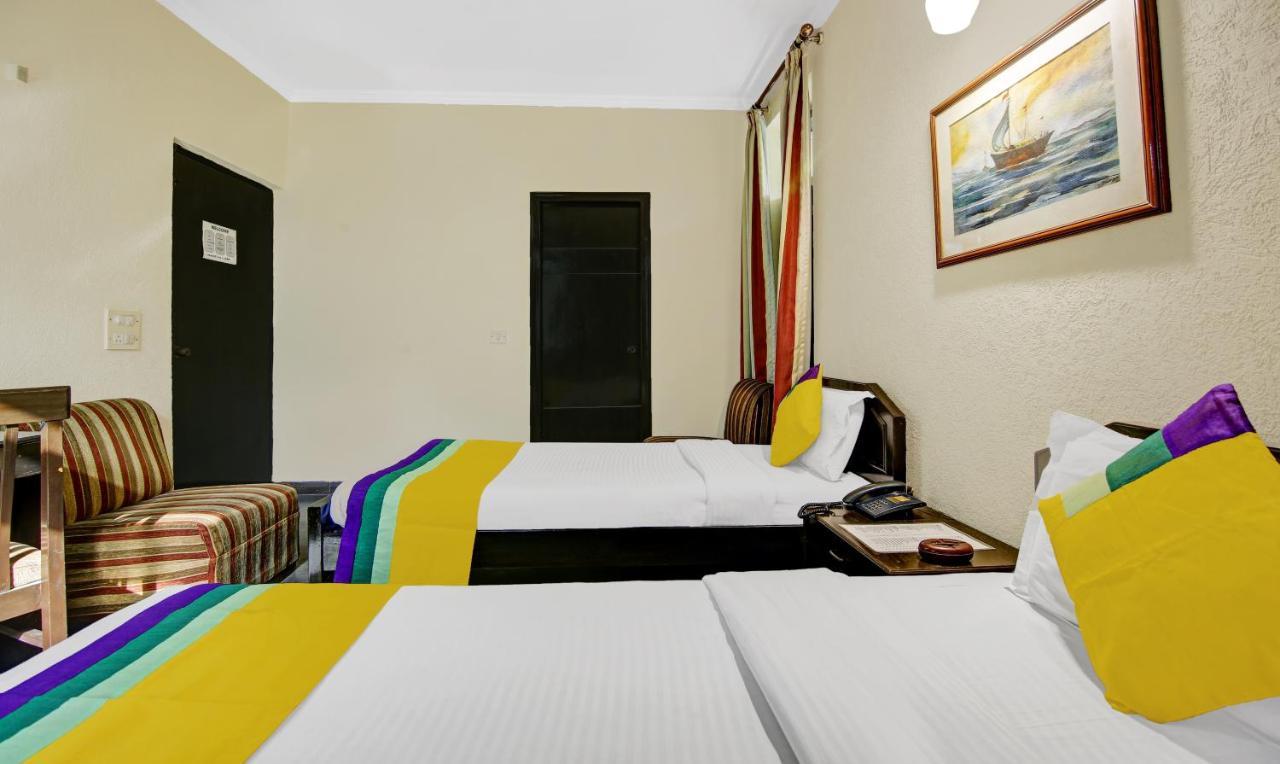 Itsy Hotels Arien International Нью-Дели Экстерьер фото